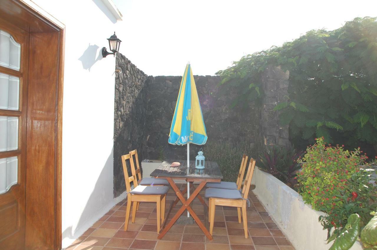 Villa Jupe Tías Exteriér fotografie